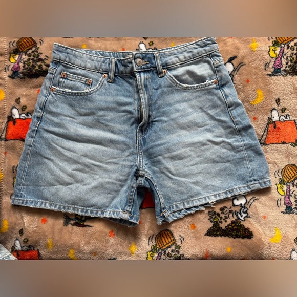Zara Classic Blue Denim Shorts - Picture 1 of 3
